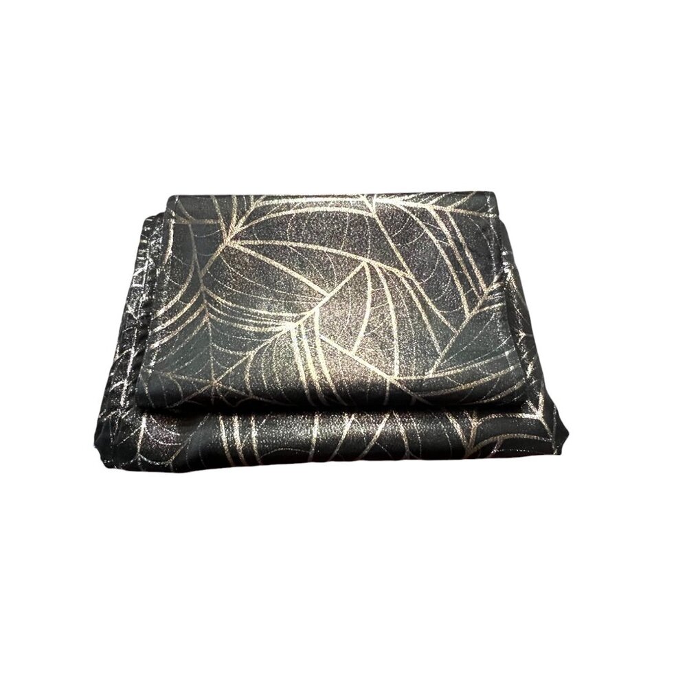 Black & Silver Glittery Cobweb/Spider Web Tablecloth & Table Runner Set